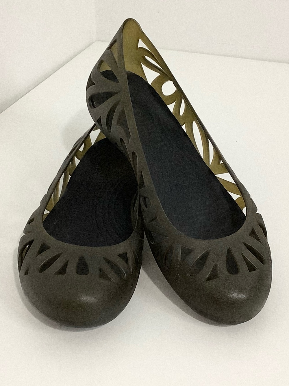 CROCS Adriana lll Ballerina Jelly Floral Cut Flats Olive Green, Sz. 7